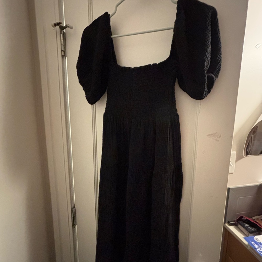 Black Puff Sleeve Dress 🖤